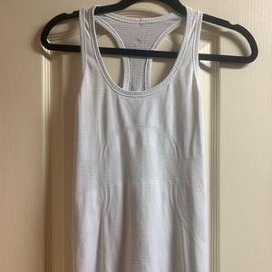 Lululemon Swiftly Size 6
